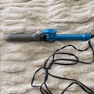 Babyliss Pro 1 1/4 inch curling iron